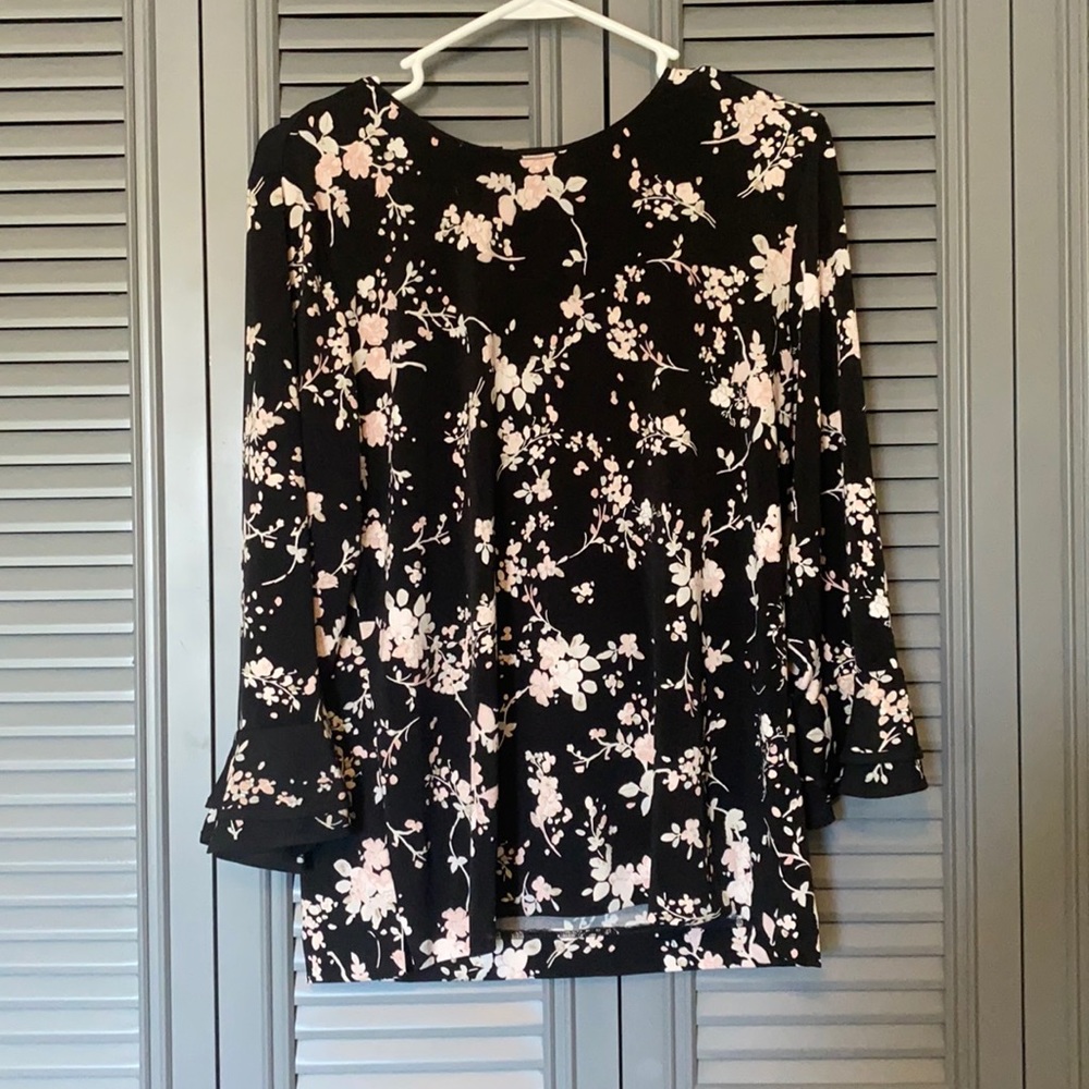 NWT Karl Lagerfeld Paris : Black and Pink Floral Blouse : PL - Picture 1 of 11